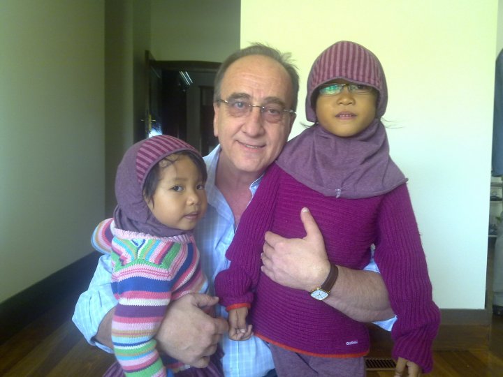 25424_379564712319_6270662_n